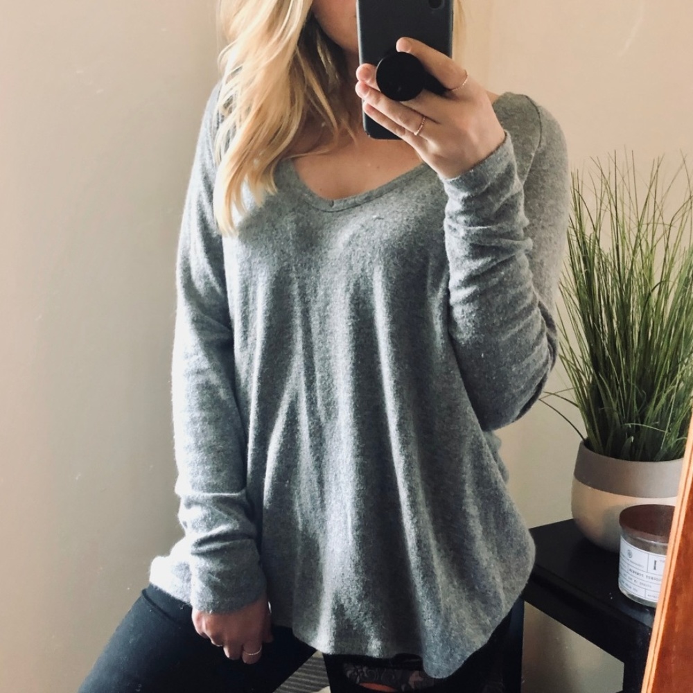Flowy Brandy Melville Sweater